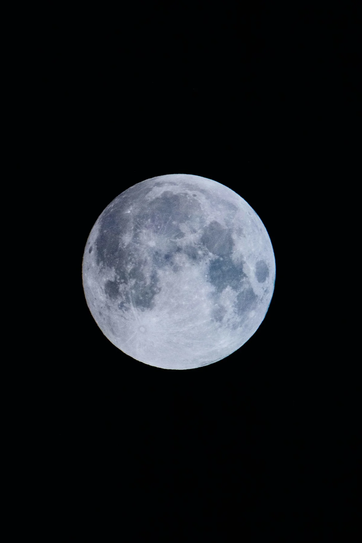 Mondphasen nutzen: Vollmond, Neumond und der Rhythmus deiner Seele