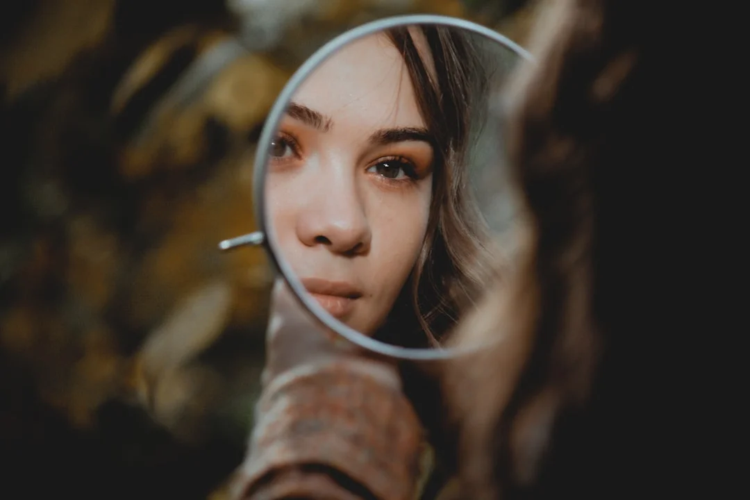 El trabajo del espejo: cómo aprender a amar tu reflejo